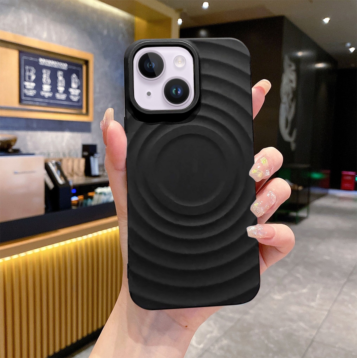 CS-PJ-IP-00091BK Magnetic TPU Case with Corrugated Pattern for iPhone 13 / 14 - Black